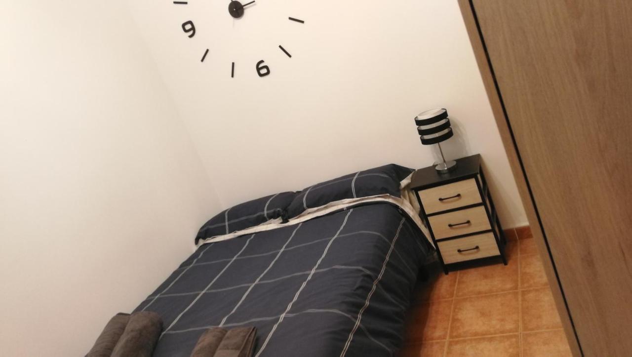 شقة مدريد  في The Clock المظهر الخارجي الصورة